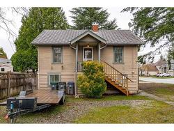 18791 60 Avenue  Surrey, BC V3S 8K8