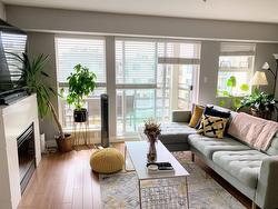 320-15745 Croydon Drive  Surrey, BC V3Z 2L5