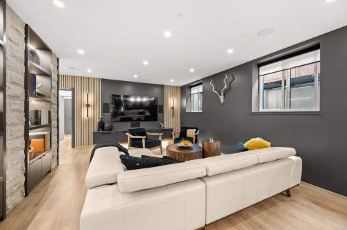 1255 Kent Street, White Rock, BC 