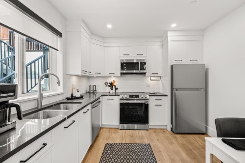 1255 Kent Street, White Rock, BC 