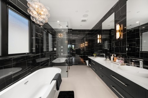 1255 Kent Street, White Rock, BC 