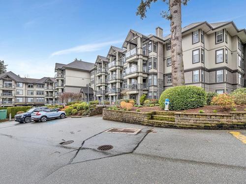 203-33318 Bourquin Crescent E Abbotsford, BC V2S 0A6