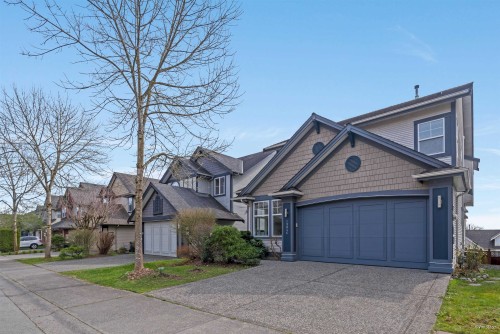 19846 69a Avenue  Langley, BC V2Y 3A9