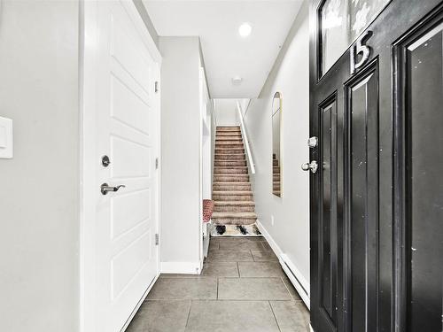 15-13864 Hyland Street, Surrey, BC 