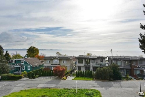 14659 West Beach Avenue, White Rock, BC 