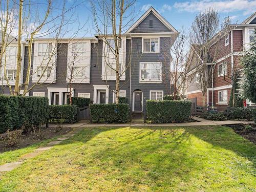 13-14955 60 Avenue  Surrey, BC V3S 1R8