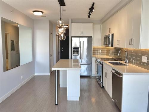 1610-11967 80 Avenue, Delta, BC 