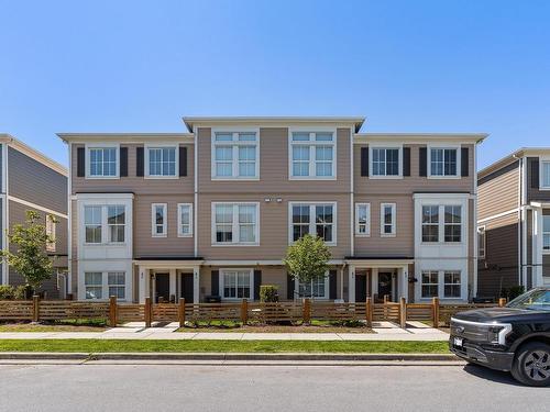 43-20680 76b Avenue  Langley, BC V2Y 4L2