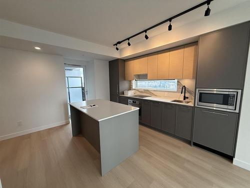 2210-13725 George Junction, Surrey, BC 