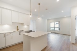 417-20282 72b Avenue  Langley, BC V2Y 3X3