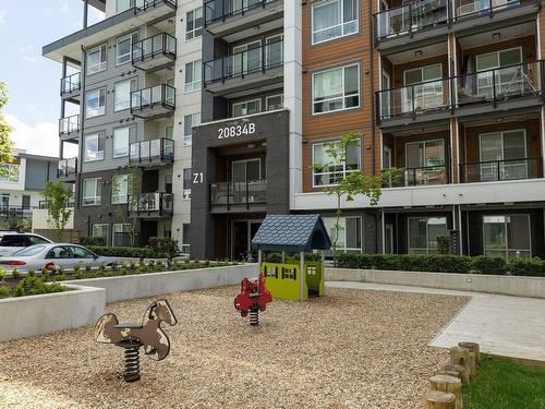 B103-20834 80 Avenue  Langley, BC V2Y 3M4