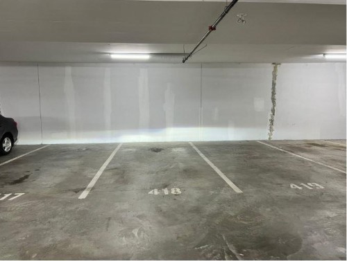 207-13963 105 Boulevard, Surrey, BC 