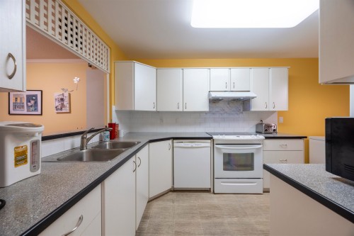 110-15300 17 Avenue, Surrey, BC 