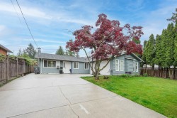 14088 78 Avenue  Surrey, BC V3W 2Y1