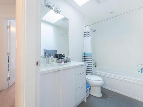 2-11267 133 Street, Surrey, BC 