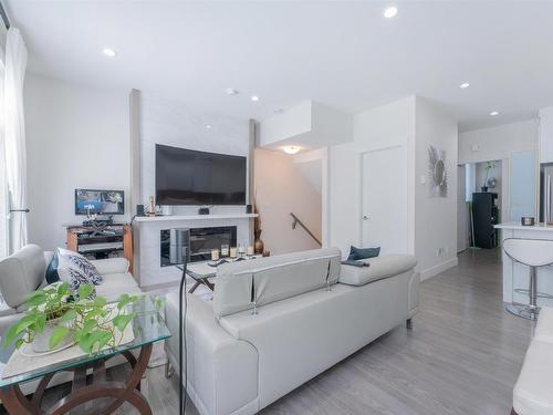 2-11267 133 Street, Surrey, BC 