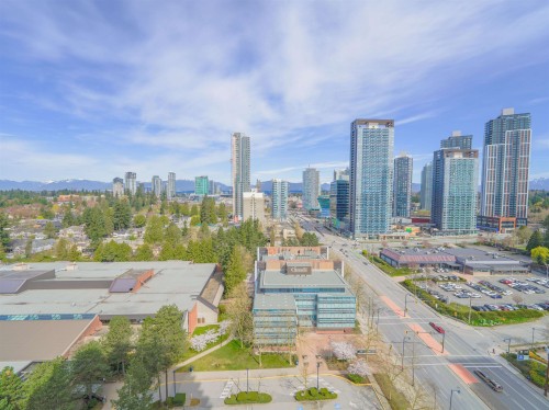 1904-9675 King George Boulevard, Surrey, BC 