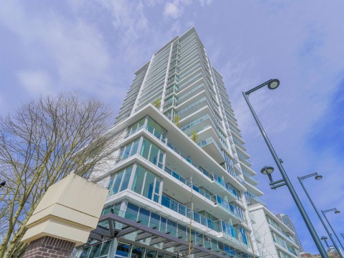 1904-9675 King George Boulevard, Surrey, BC 