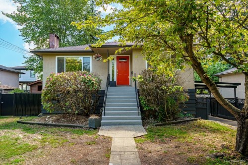 11230 82 Avenue  Delta, BC V4C 2B7