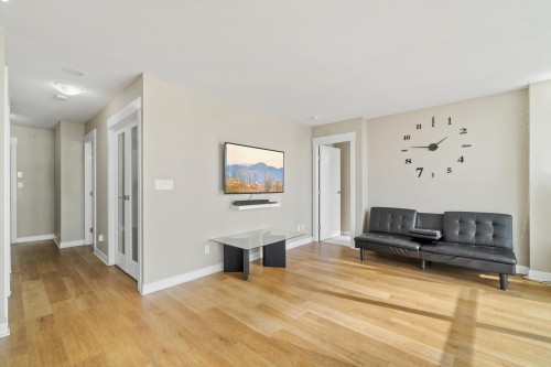 609-10777 University Drive, Surrey, BC 