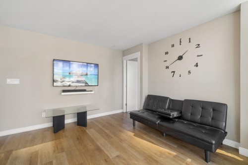 609-10777 University Drive, Surrey, BC 