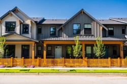 20545 74b Avenue  Langley, BC V2Y 3S8