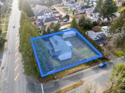 9387 156 Street  Surrey, BC V3R 4L1