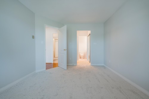 308-1220 Fir Street, White Rock, BC 