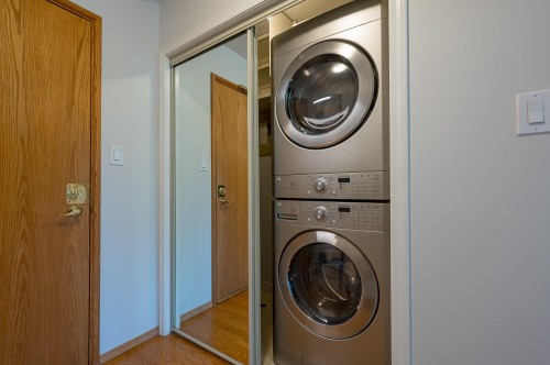 308-1220 Fir Street, White Rock, BC 