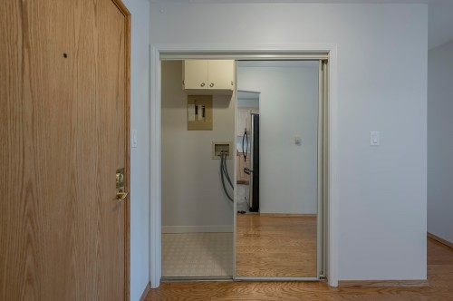 308-1220 Fir Street, White Rock, BC 