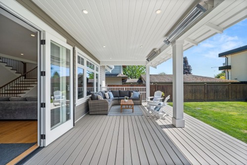 15682 Thrift Avenue, White Rock, BC 