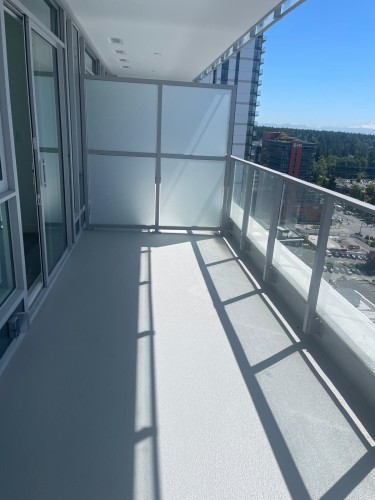 1901-9675 King George Boulevard, Surrey, BC 