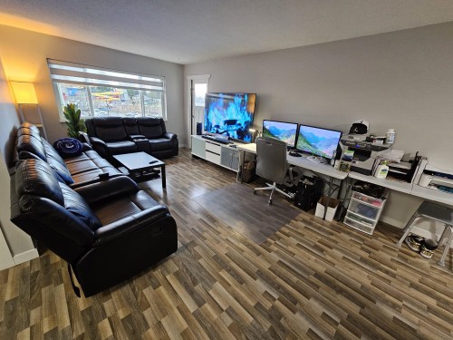 304-3043 270 Street  Langley, BC V4X 1A8