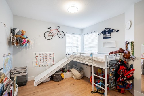 19-8338 158 Street, Surrey, BC 