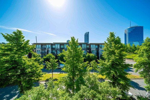 402-13555 Gateway Drive, Surrey, BC 