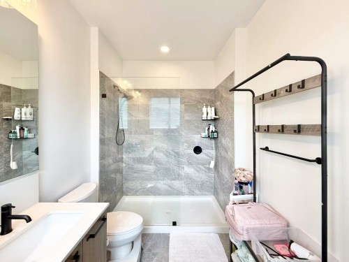 19682 75A Avenue, Langley, BC 