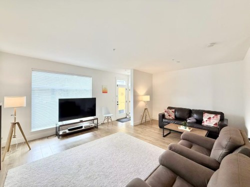 19682 75A Avenue, Langley, BC 