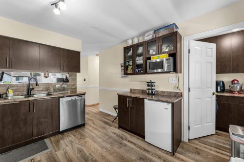 204-10308 155A Street, Surrey, BC 