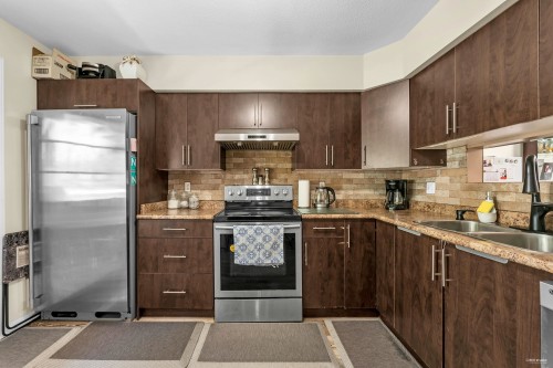 204-10308 155A Street, Surrey, BC 