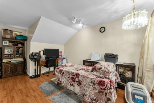 204-10308 155A Street, Surrey, BC 