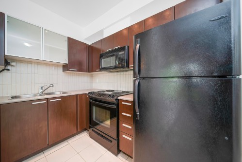 309-10499 University Drive, Surrey, BC 