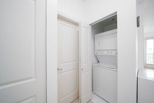 309-10499 University Drive, Surrey, BC 