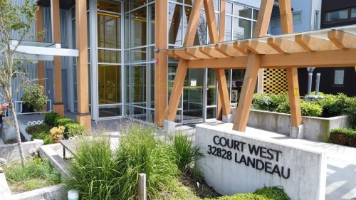 507-32828 Landeau Place  Abbotsford, BC V2S 0M6