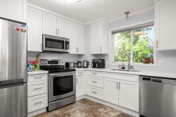 111-33708 King Road  Abbotsford, BC V2S 8C6