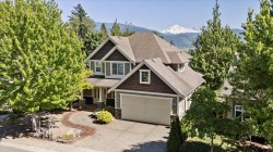 36472 Cardiff Place  Abbotsford, BC V3G 3G4