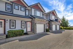 20-31235 Upper Maclure Road  Abbotsford, BC V2T 0B2