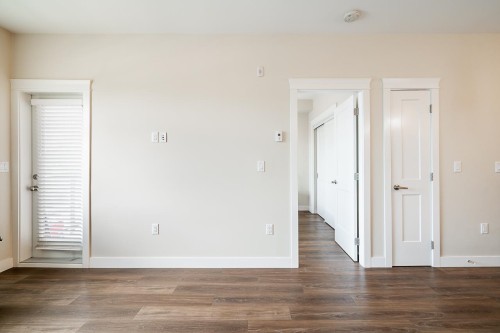 425-11077 Ravine Road, Surrey, BC 