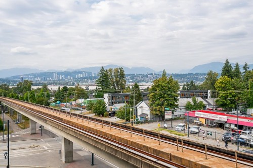 425-11077 Ravine Road, Surrey, BC 