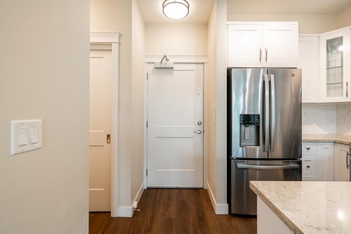 425-11077 Ravine Road, Surrey, BC 