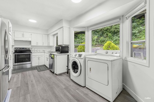 3047 Crossley Drive, Abbotsford, BC 